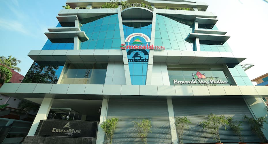 Nakshatra Emerald Inn, Guruvayoor 1